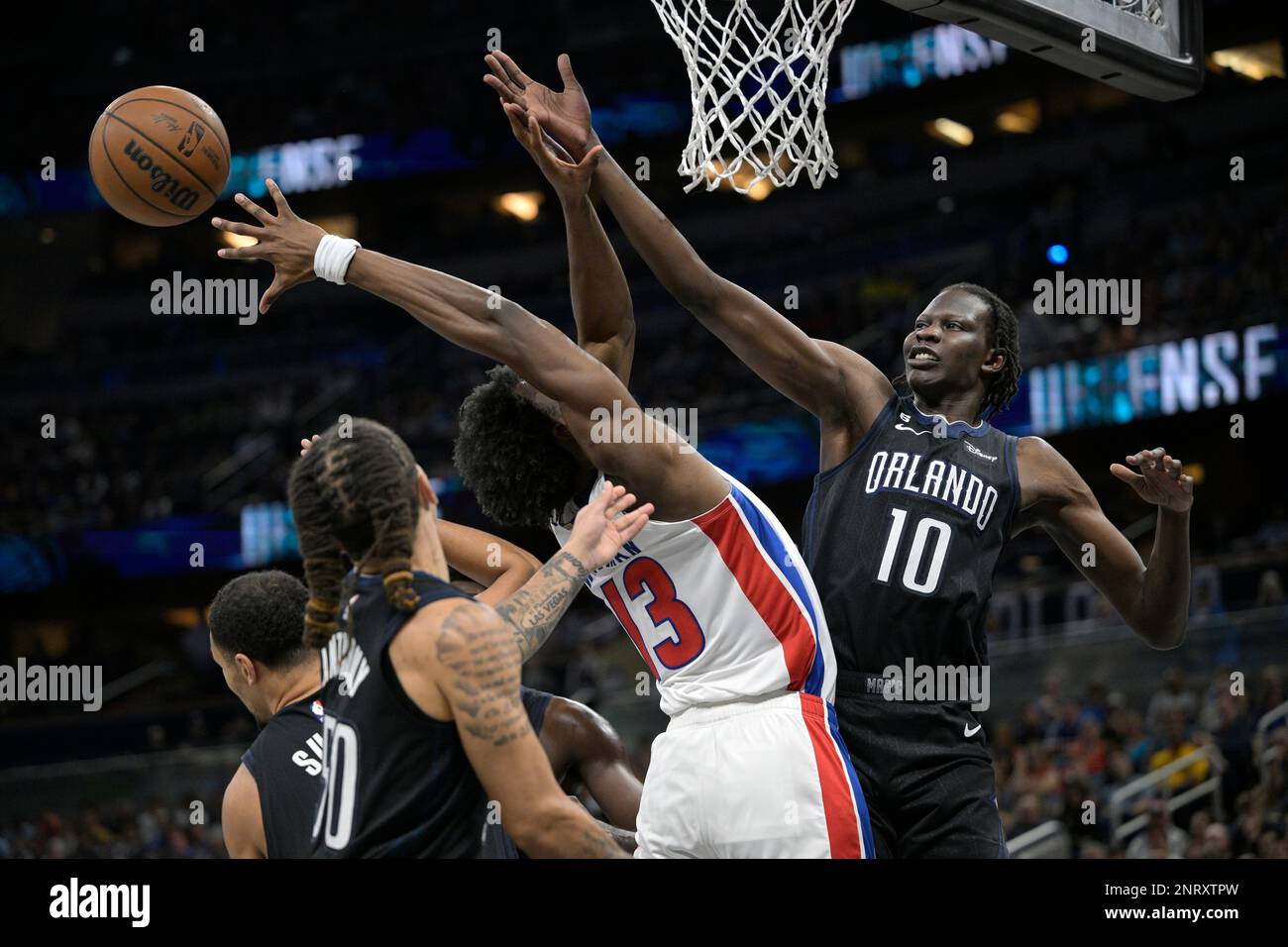 Detroit Pistons center James Wiseman (13) and Orlando Magic center Bol
