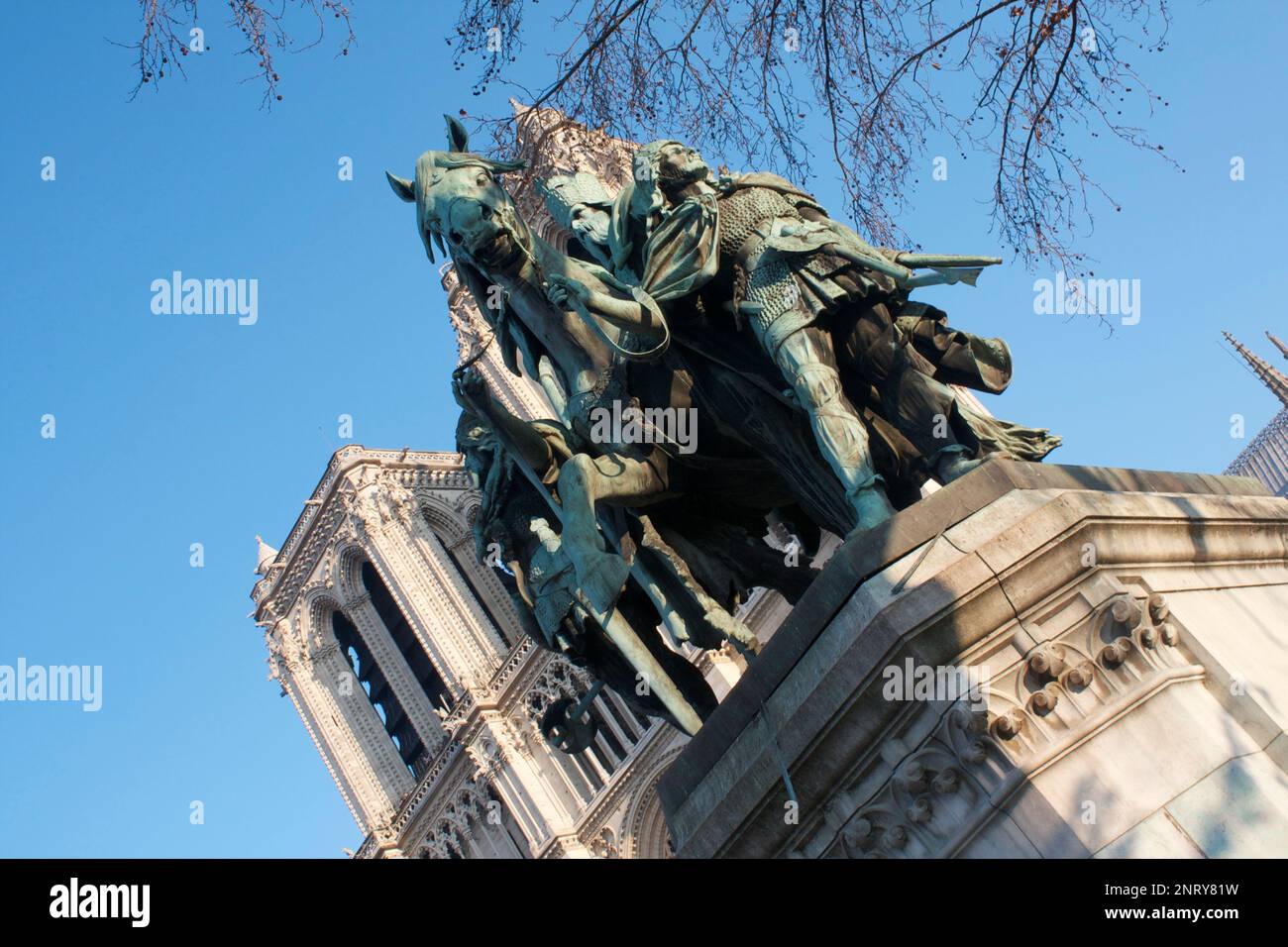 Charlemagne statue paris hi-res stock photography and images - Alamy