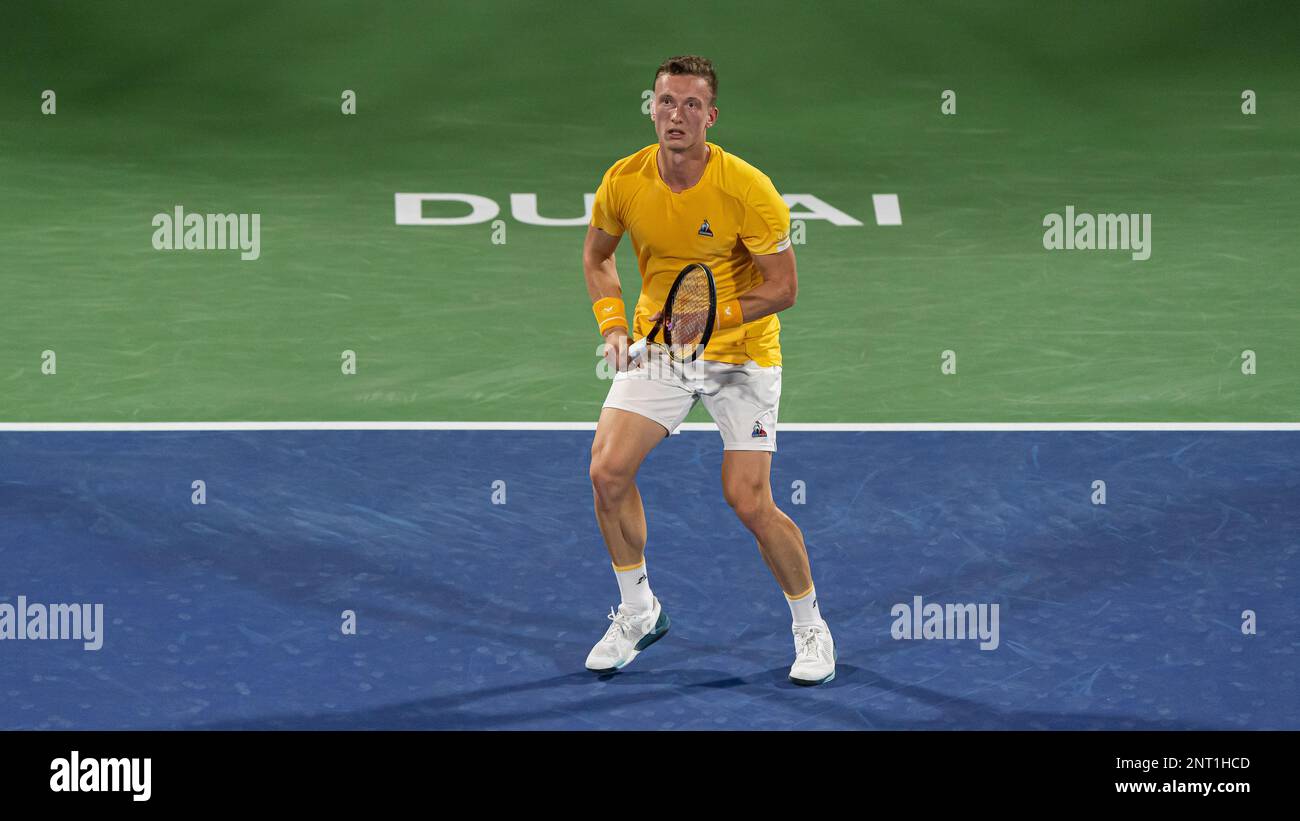 Alexander Zverev (GER) vs Jiri Lehecka (CZE) during their ATP 500 Dubai