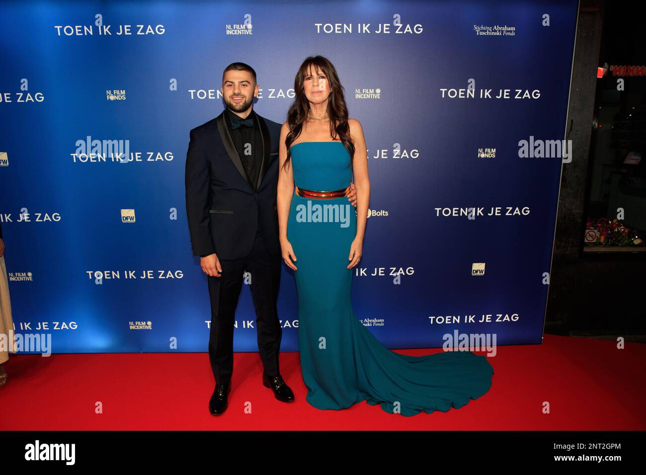 AMSTERDAM - Isa Hoes with her son Merlijn Kamerling on the red carpet  during the premiere of Toen Ik Je Zag. The film is based on the book by Isa  Hoes about