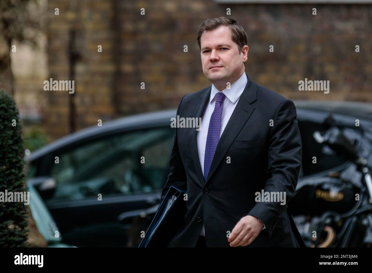 Downing Street, London, UK. 27th February 2023.  Robert Jenrick MP, Minister of State (Minister for Immigration) in the Home Office, attends the emergency Cabinet Meeting at 10 Downing Street on the day Prime Minister Rishi Sunak and European Union president Ursula von der Leyen finalize the Northern Ireland Protocol in Windsor. Photo by Amanda Rose/Alamy Live News Stock Photo