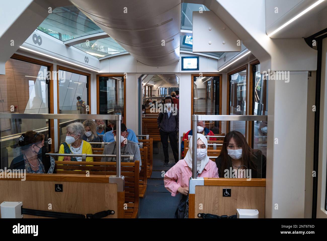Hong Kong  Kowloon and Hong Kong island. Cable Car to Mount Victoria. All Pictures Neville Marriner Leica Q2 Stock Photo