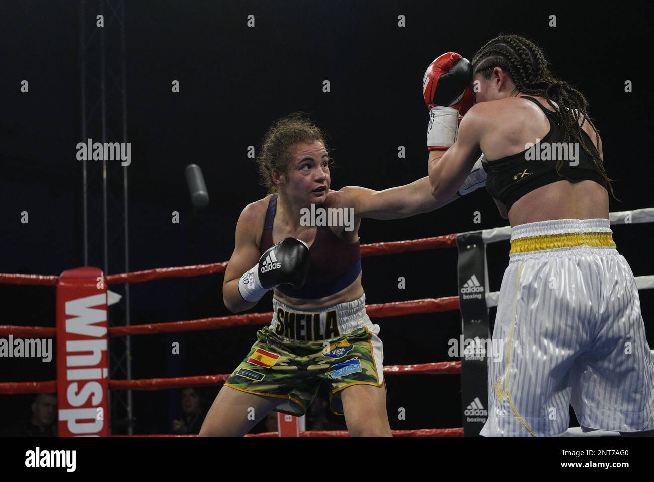 Annalisa Brozzi (ITA) and Sheila Martinez (ESP) during the boxing match ...
