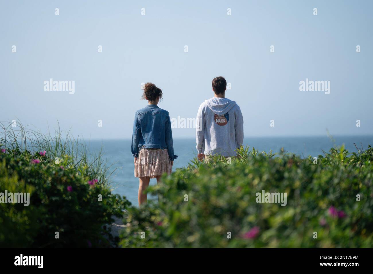 SPACE ODDITY, from left Alexandra Shipp, Kyle Allen, 2022. © Samuel