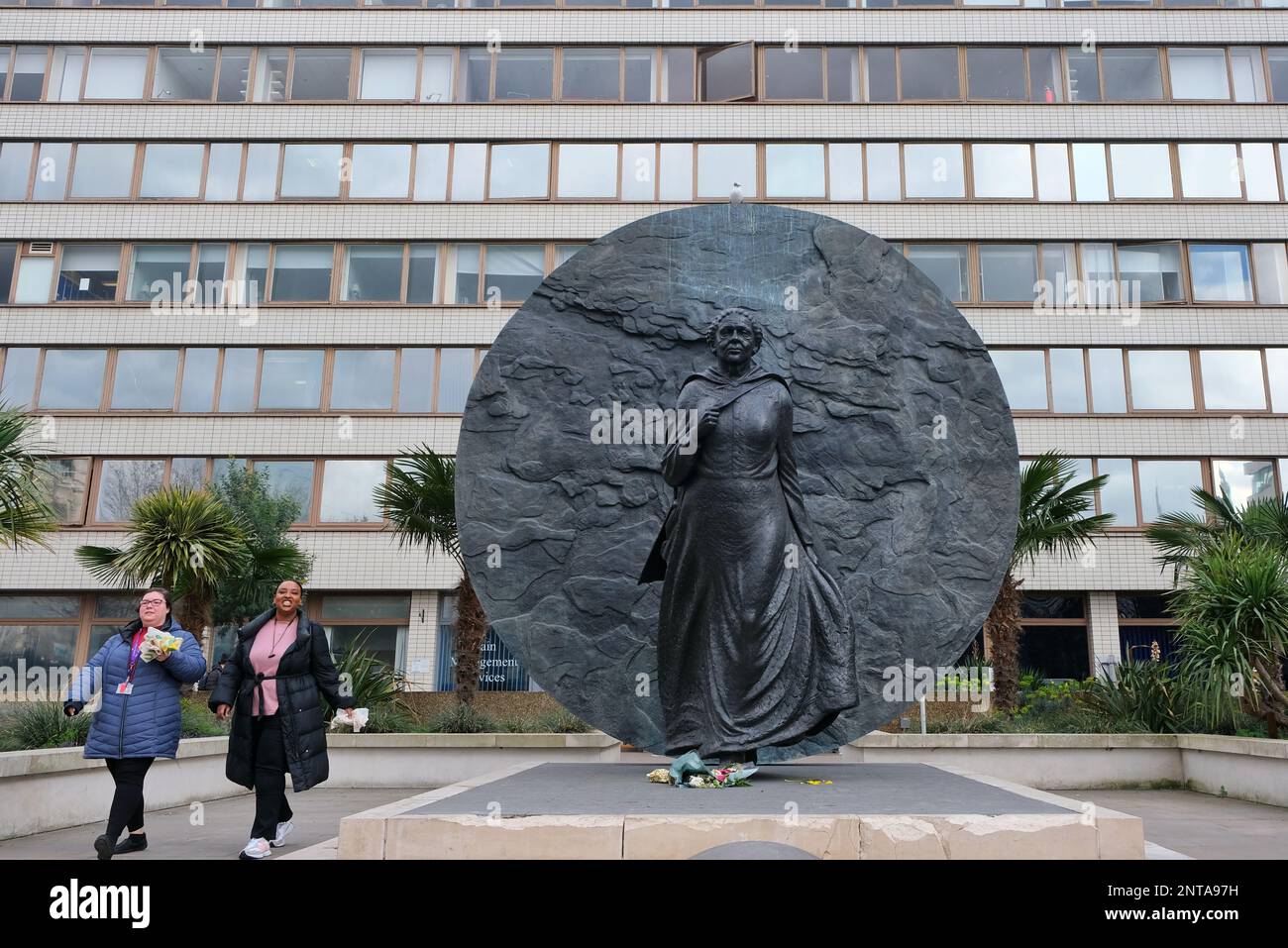 London, UK. Memorial statue for British-Jamaican Mary Seacole who nursed during the Crimean War, situated in the grounds of St Thomas' Hospital. Stock Photo