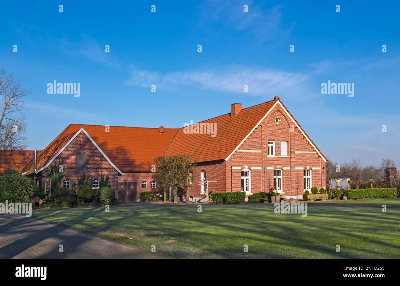 Farm in the Muensterland Stock Photo Alamy