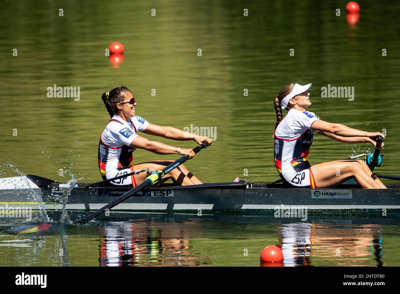 Winner Aina Cid, left, and Virginia Diaz Rivas, right, of Spain ...