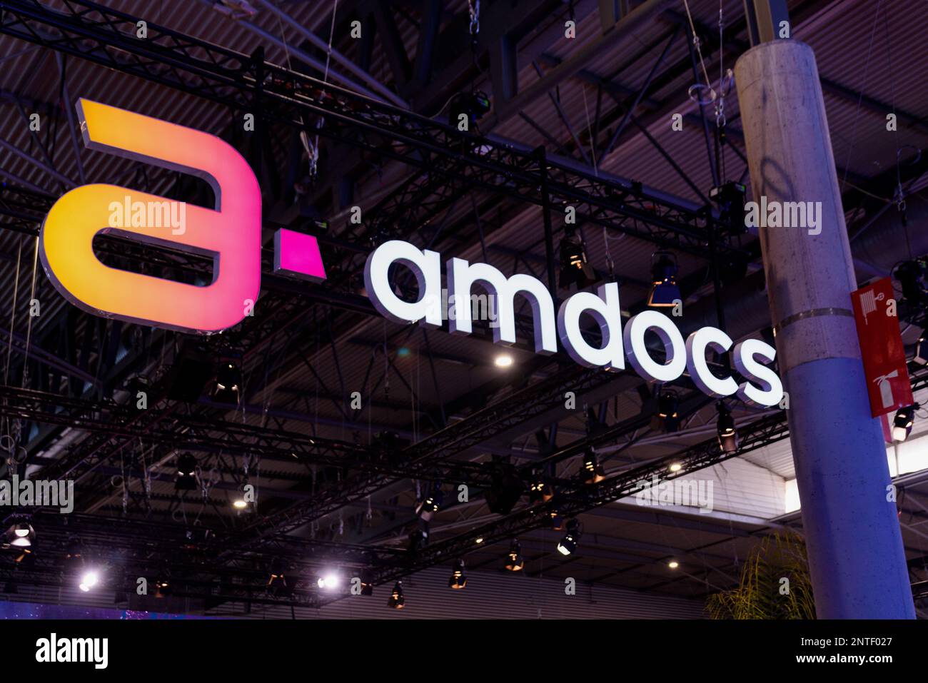Amdocs Logo