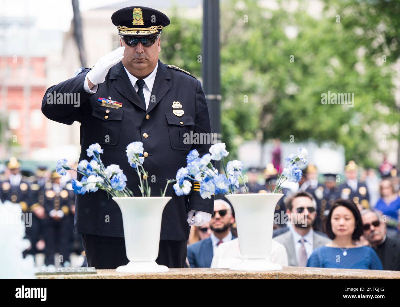 United States May 6 U S Capitol Police Chief Matthew Verderosa Salutes After Placing Flowers