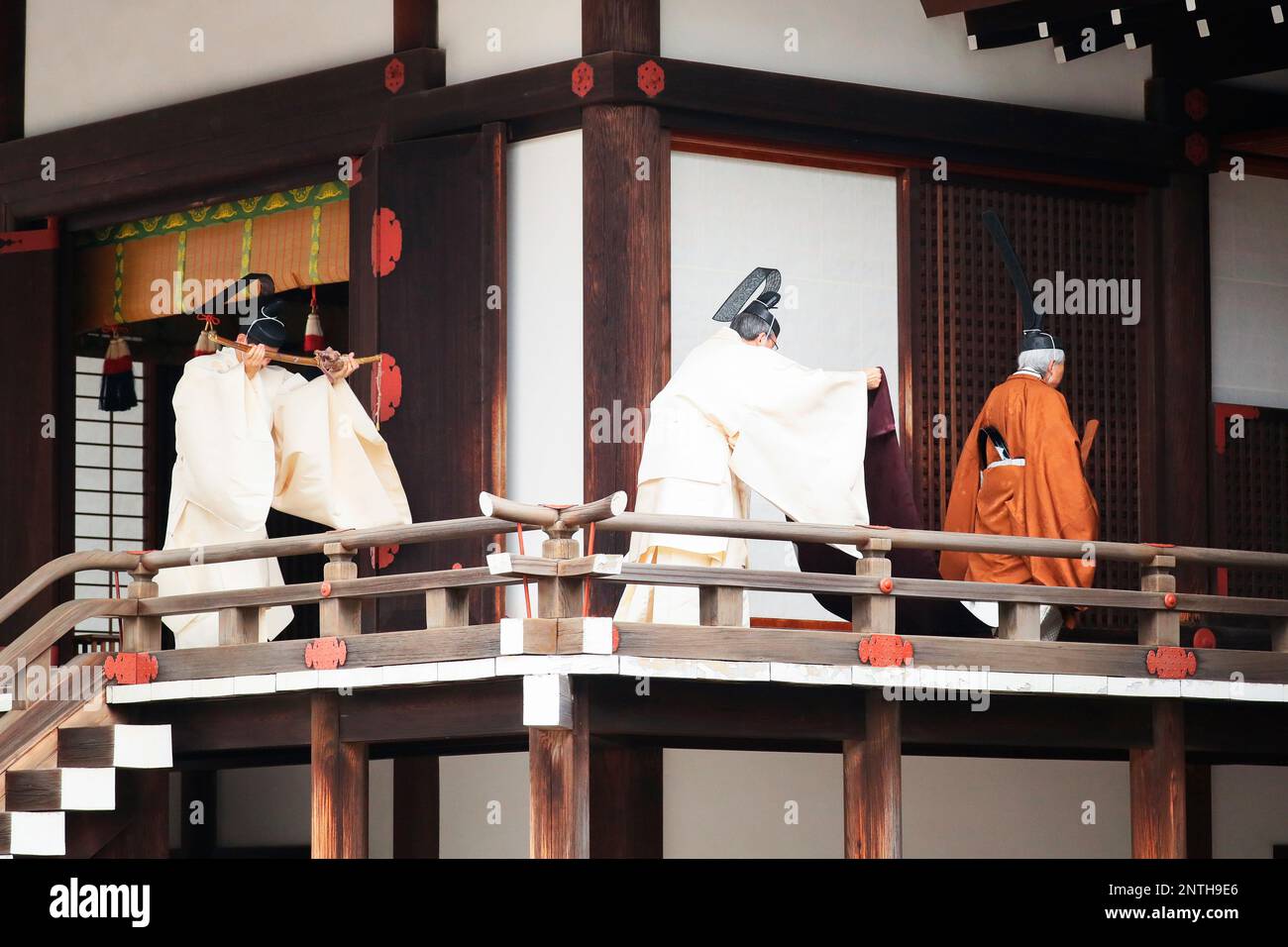 Japan's Emperor Akihito leaves after attending the Taiirei-Tojitsu ...
