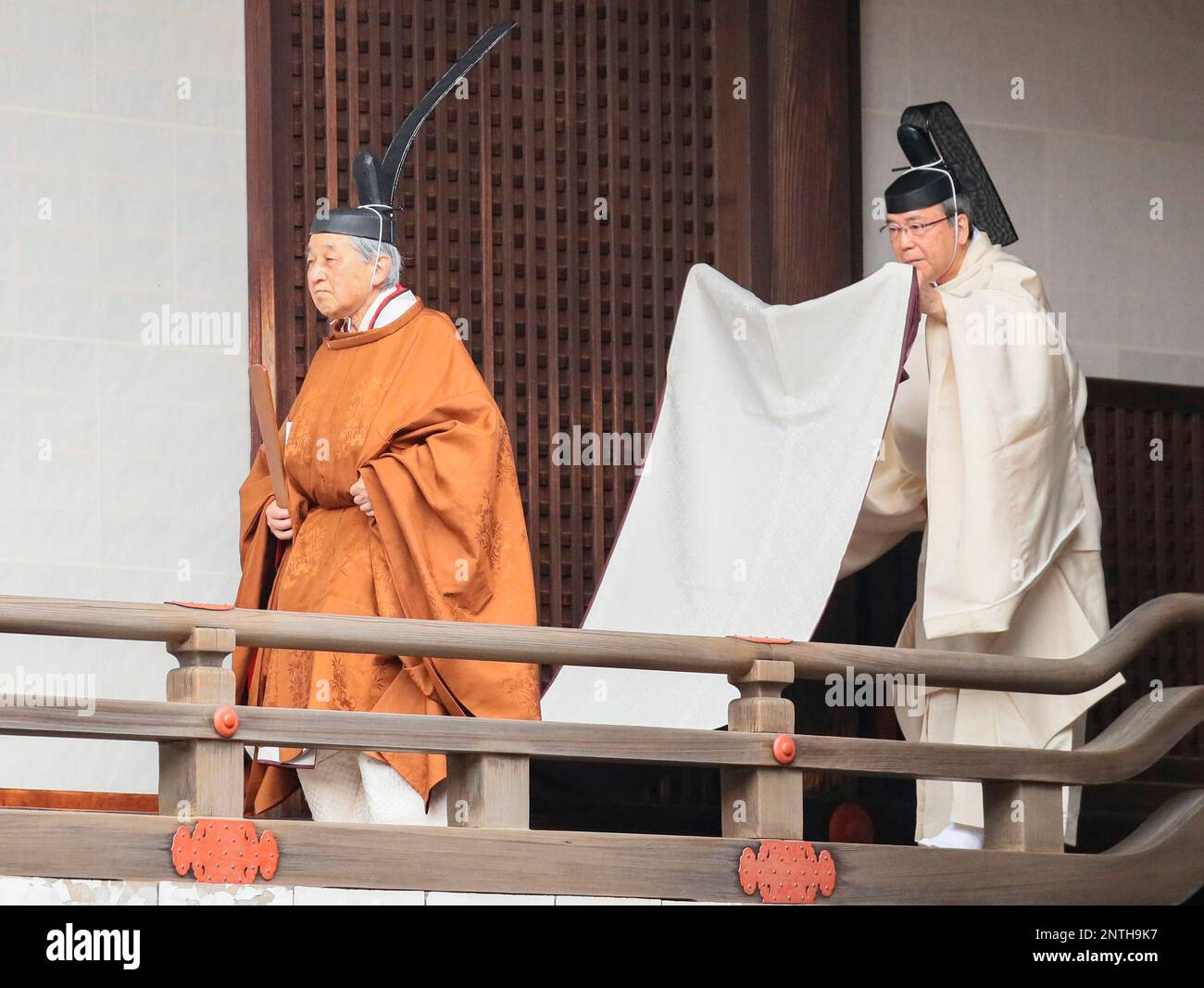 Japan's Emperor Akihito attends the Taiirei-Tojitsu-Kashikodokoro-Omae ...