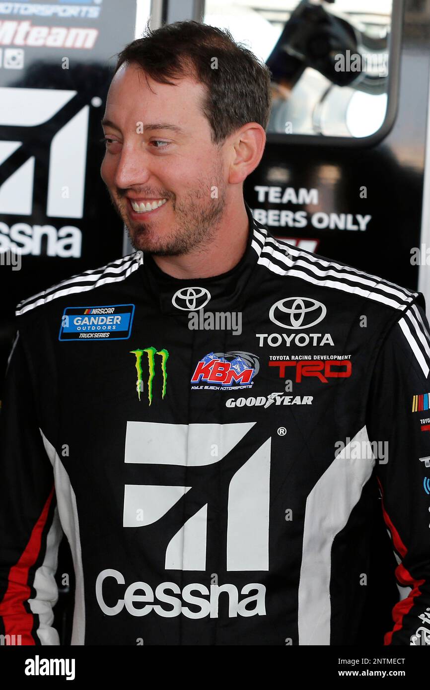 51 Kyle Busch, Kyle Busch Motorsports, Toyota Tundra Cessna during