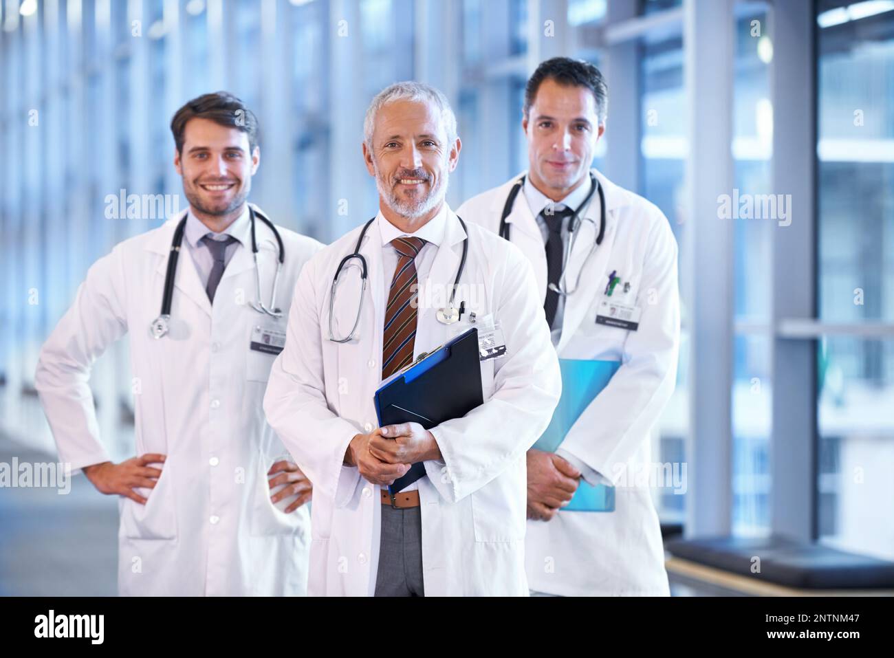 Assistant medical team hi-res stock photography and images - Alamy