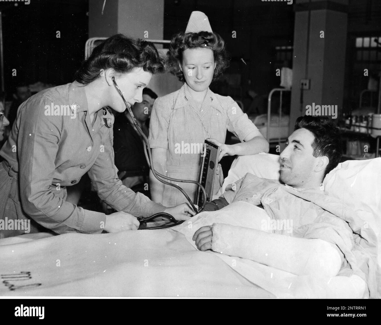 Army nurse corps hi-res stock photography and images - Alamy
