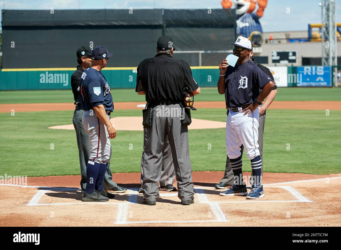 Detroit Tigers third base coach Dave Clark (25) during the lineup