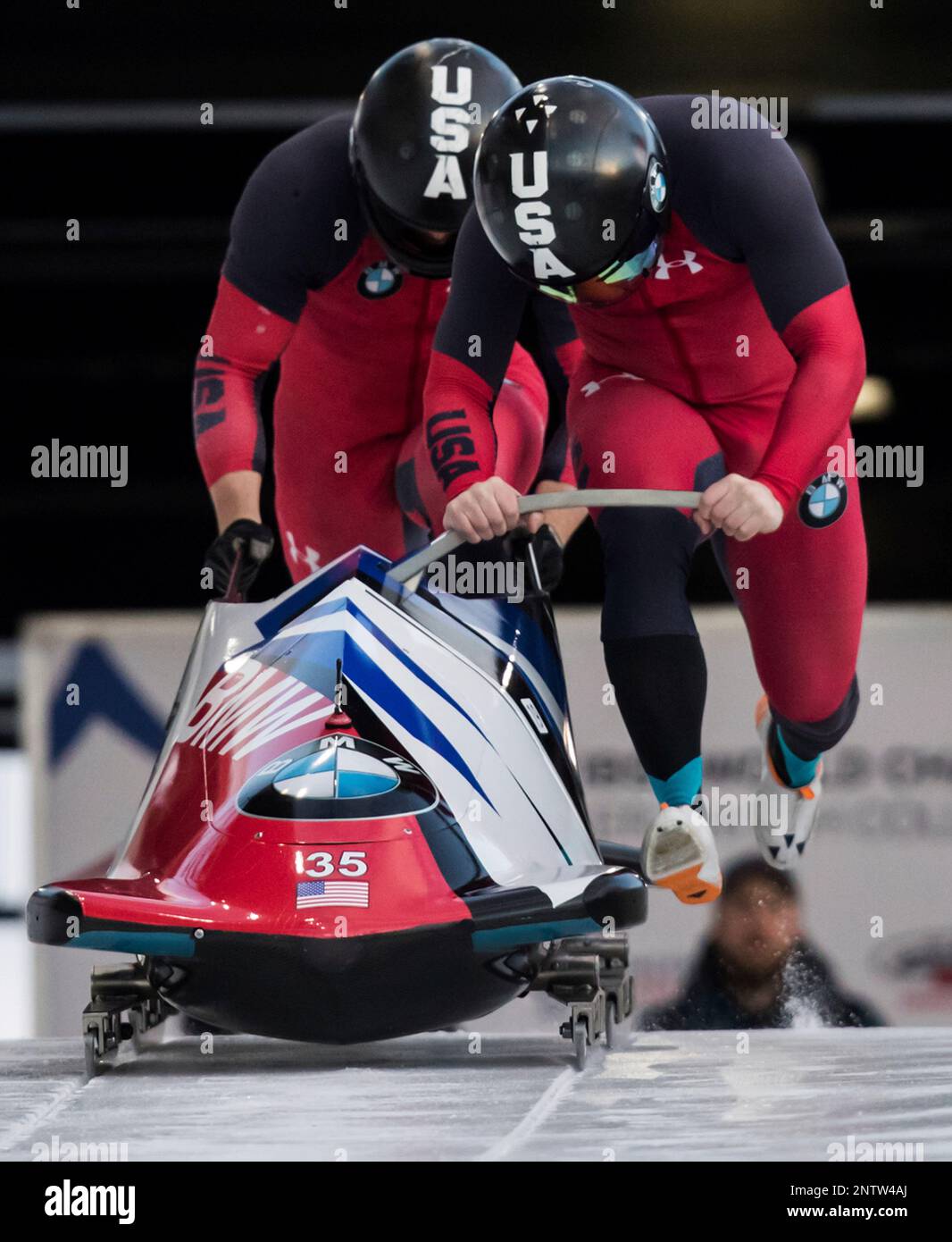 Codie Bascue, front, and Joshua Wiliamson, of the United States, race