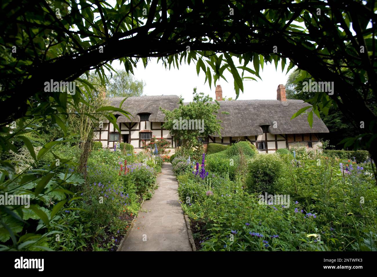 Anne Hathaway's cottage in the village of Shottery, Stratford upon Avon, Warwickshire, England