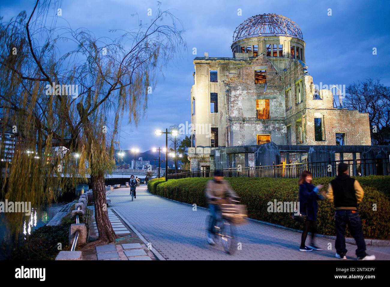 Atomic Bomb Dome (Gembaku), in Motoyasugawa river, Peace Park, Hiroshima, Japan Stock Photo