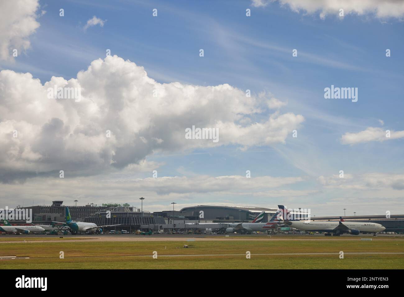 Dublin airport, departures terminal. Air pollution, means of transport
