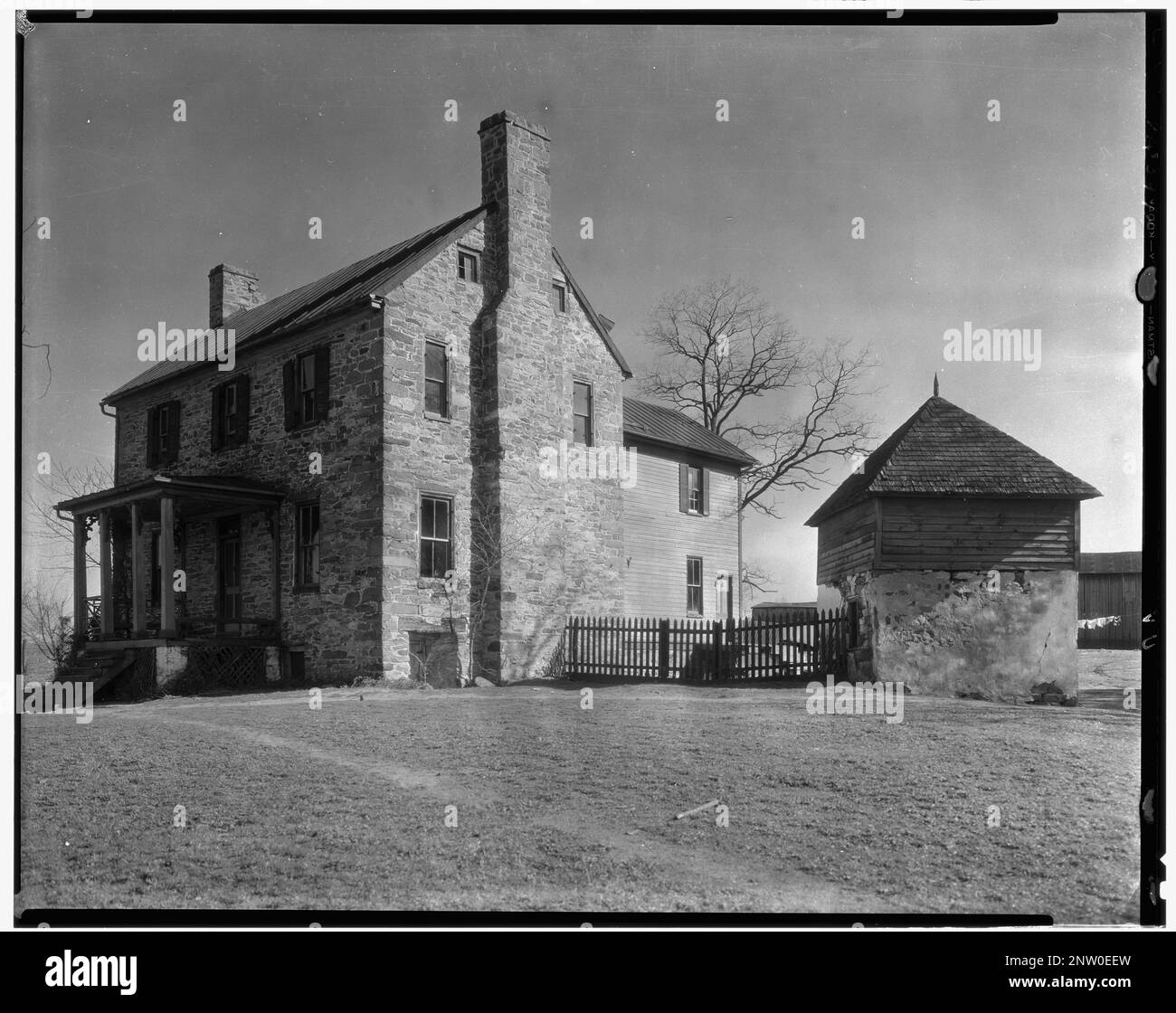 Unidentified house, Middleburg vic., Loudoun County, Virginia. Carnegie ...