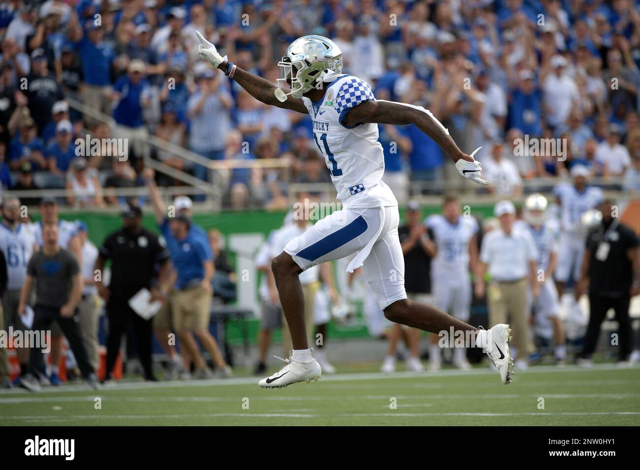 Kentucky cornerback Chris Westry (21) celebrates after making a tackle  during the first half of the Citrus Bowl NCAA football game against Penn  State Tuesday, Jan. 1, 2019, in Orlando, Fla. (Phelan