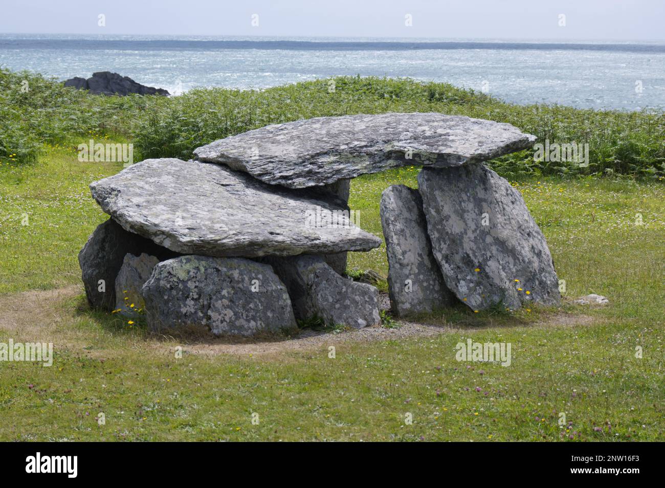 Altar Wedge Tomb, county Cork EIRE Ireland Stock Photo