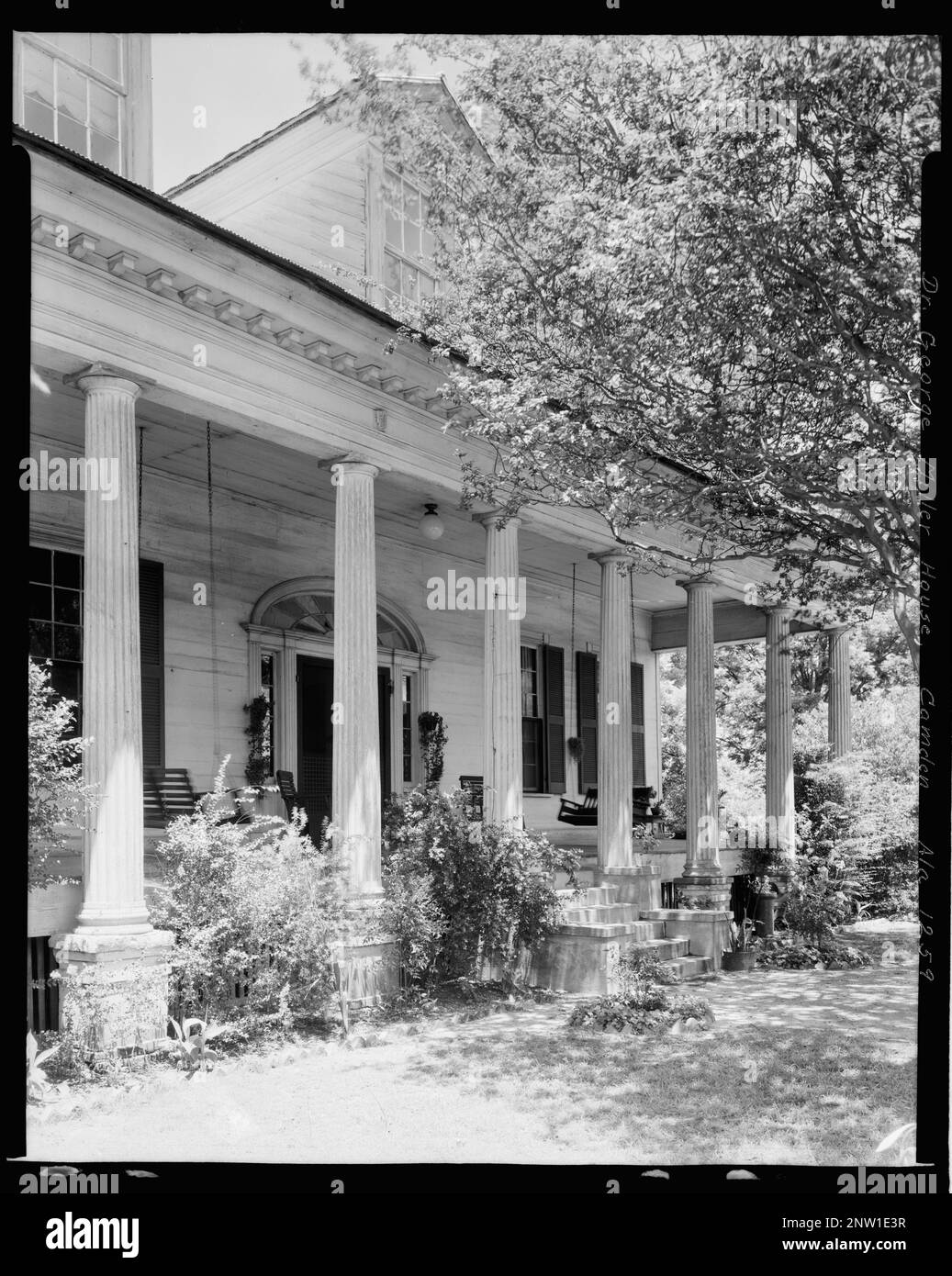 Dr. Miller House, Camden vic., Wilcox County, Alabama. Carnegie