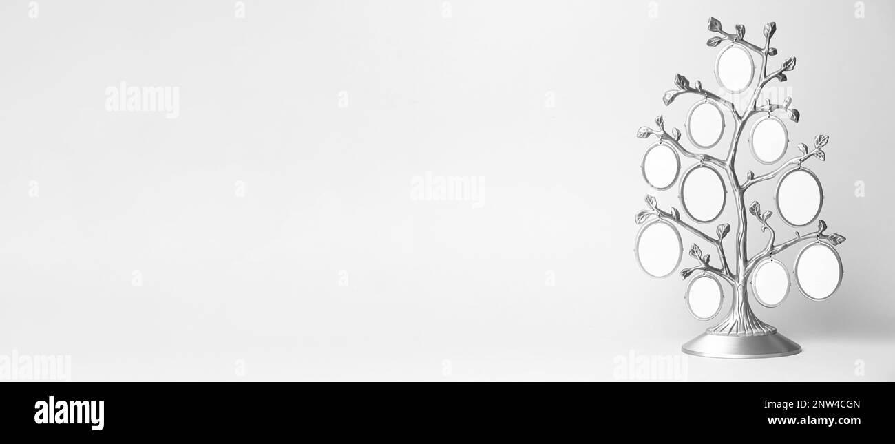 Photo frame family tree Black and White Stock Photos & Images - Alamy