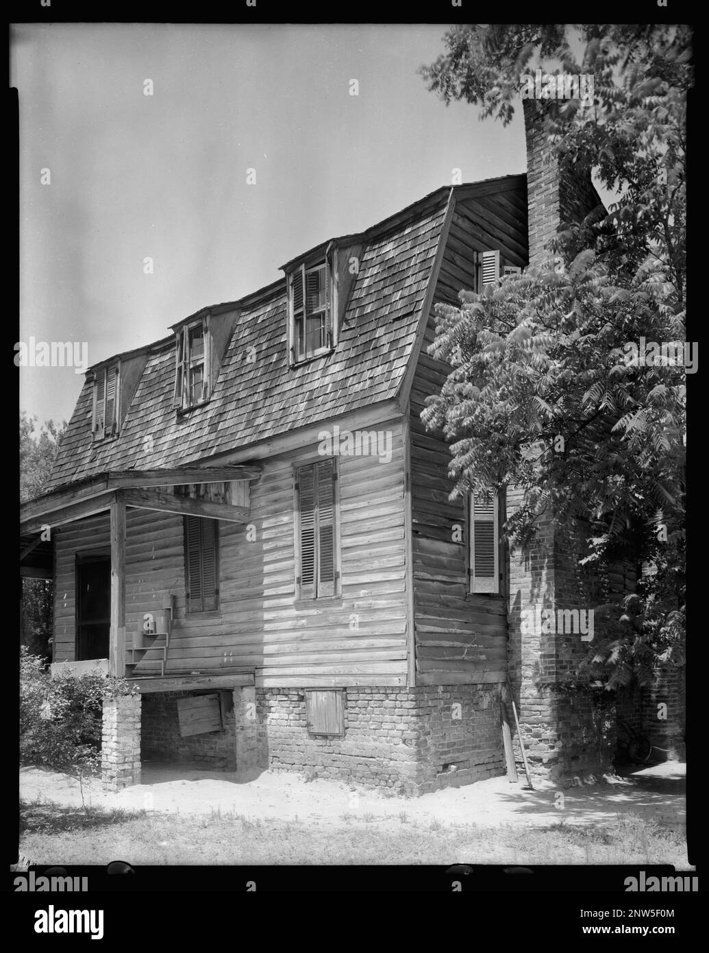 Unidentified house, Halifax Court House, Halifax County, North Carolina. Carnegie Survey of the