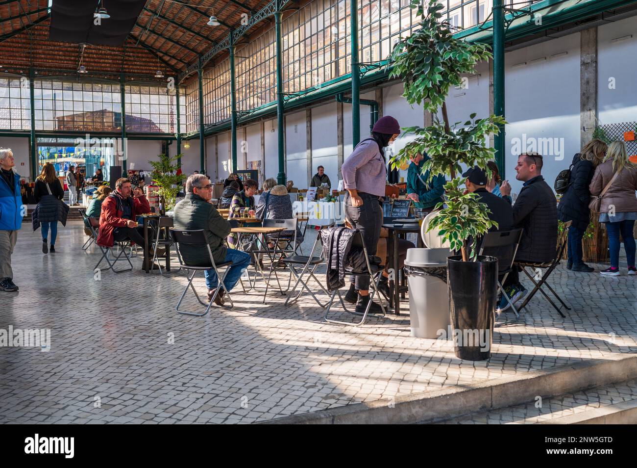 The Feira Da Ladra, Lisbon's Flea Market Around The Campo De Santa ...