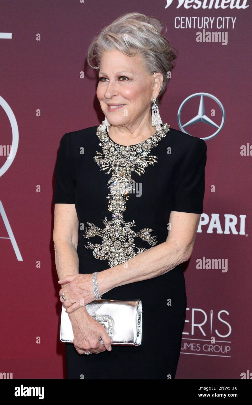 Bette Midler at arrivals for 25th Costume Designers Guild Awards CDGAs, Fairmont Century Plaza Hotel, Los Angeles, CA February 27, 2023. Photo By: Priscilla Grant/Everett Collection Stock Photo