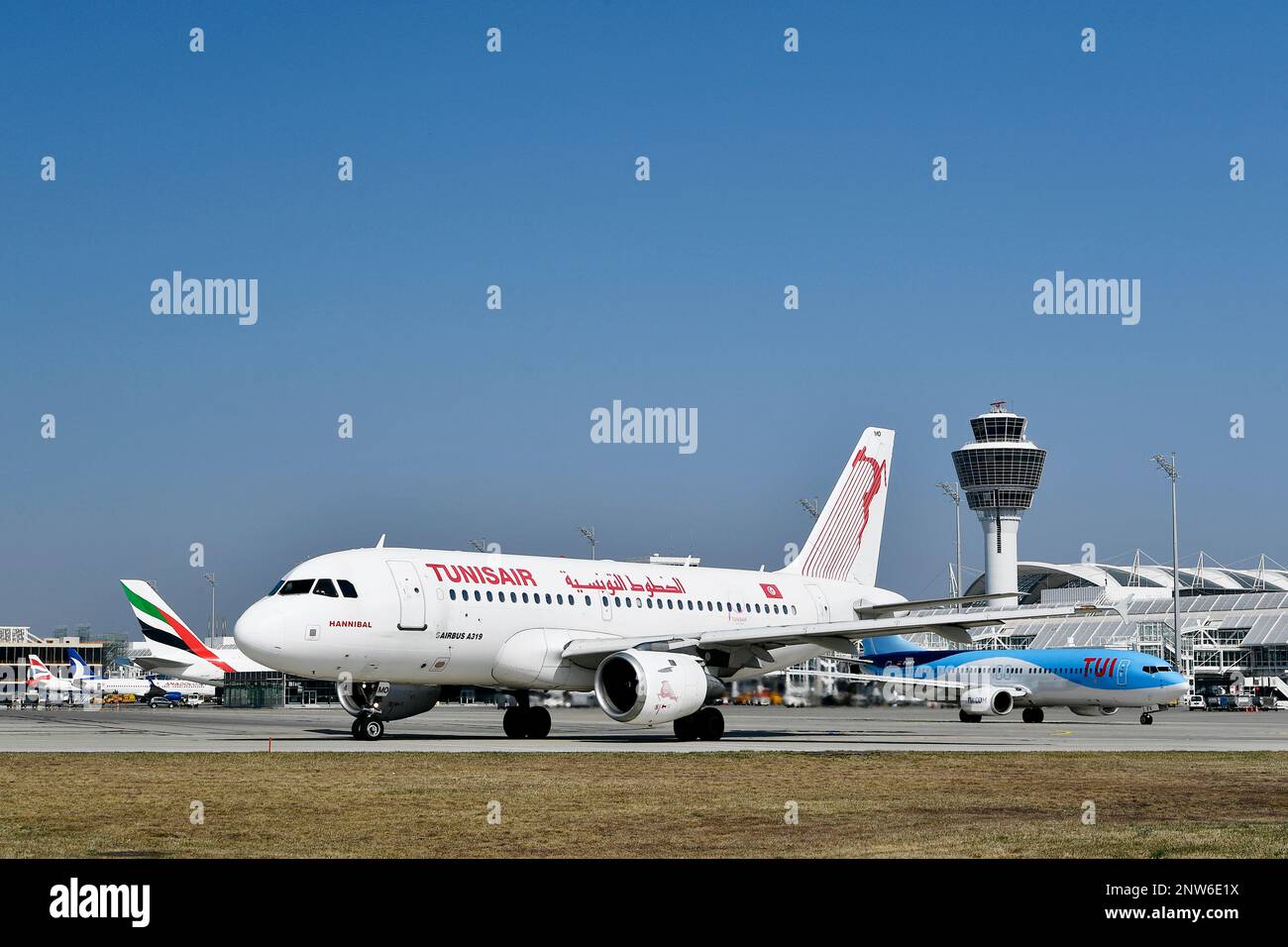Tunisair Airbus A319 Overview View Panorama Landscape Aircrafts 