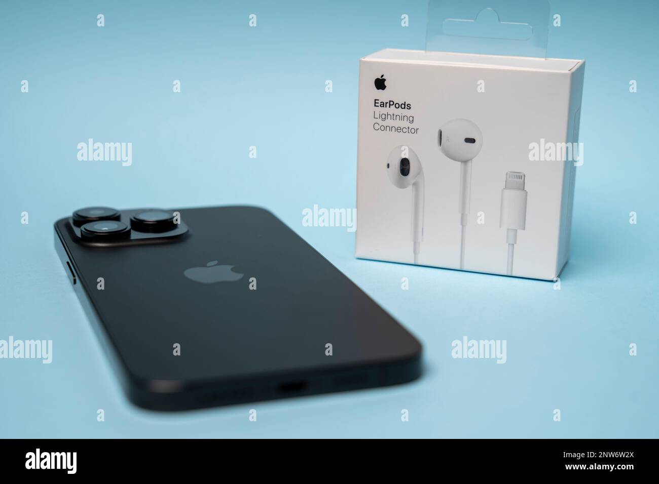 Iphone 11 pro max earpods new arrivals