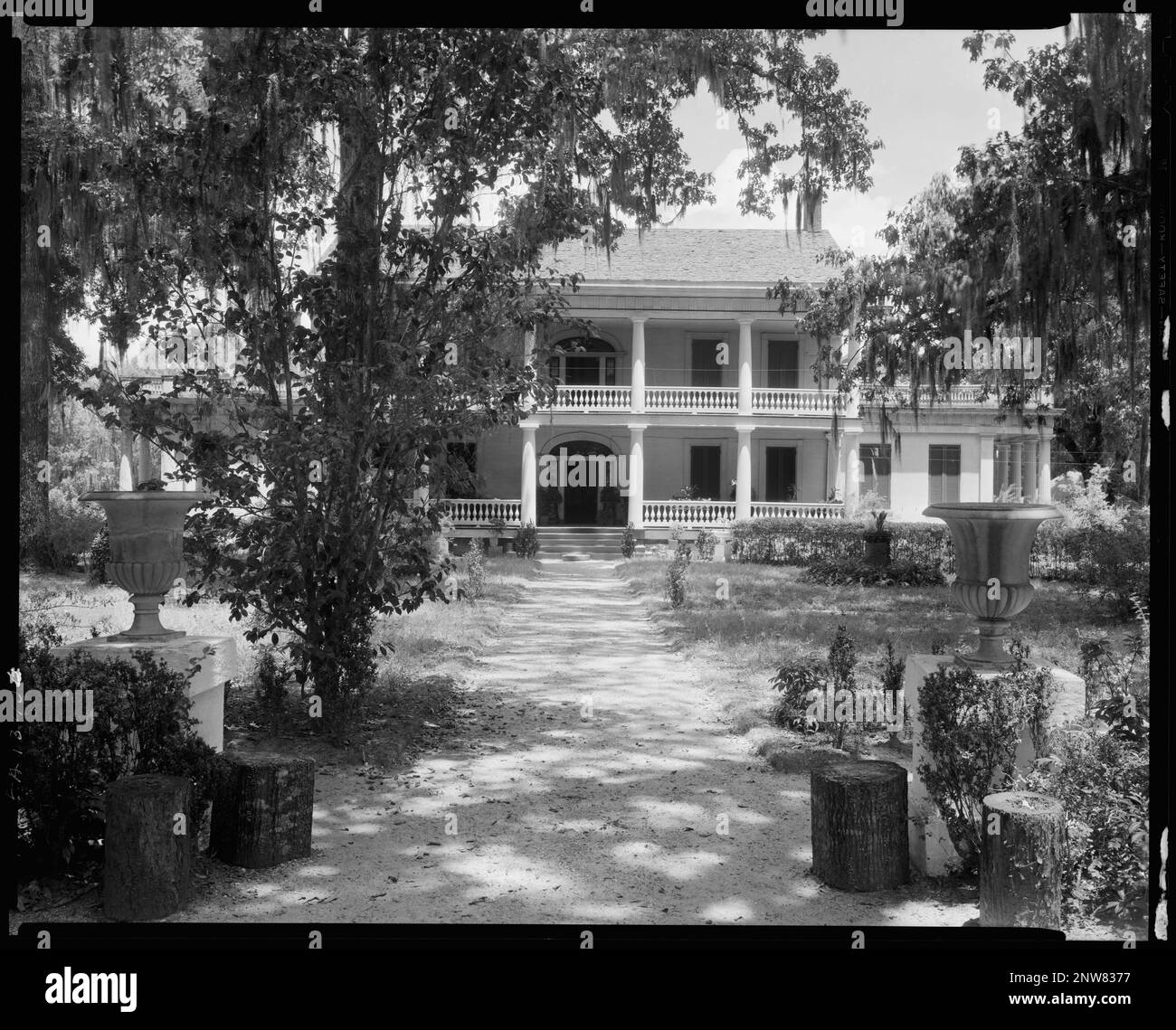 St. francisville plantation Black and White Stock Photos & Images Alamy