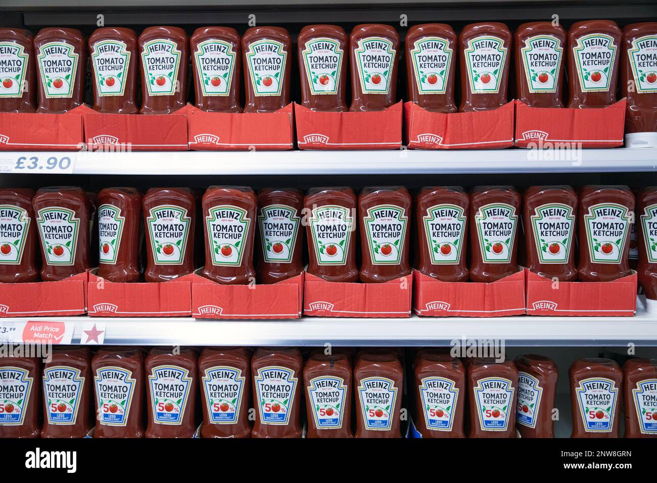 Heinz Tomato Ketchup. Tesco SuperMarket, Thirsk, North Yorkshire, UK