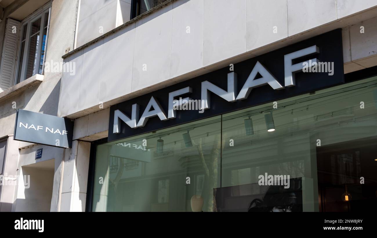 Naf naf hi-res stock photography and images - Alamy