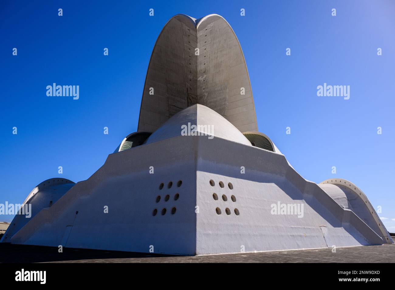 Santiago Calatrava Valls', Expressionist-styled, Auditorio de Tenerife 'Adán Martín' in Santa Cruz de Tenerife Stock Photo