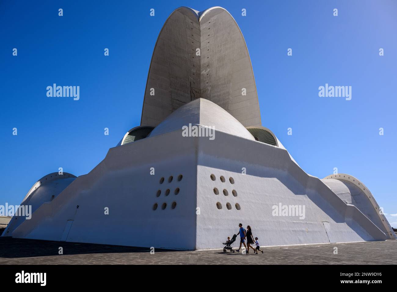 Santiago Calatrava Valls', Expressionist-styled, Auditorio de Tenerife 'Adán Martín' in Santa Cruz de Tenerife Stock Photo