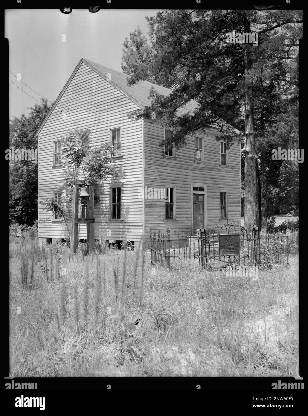 Grave of Joseph Montfort in front of the Masonic Lodge he founded