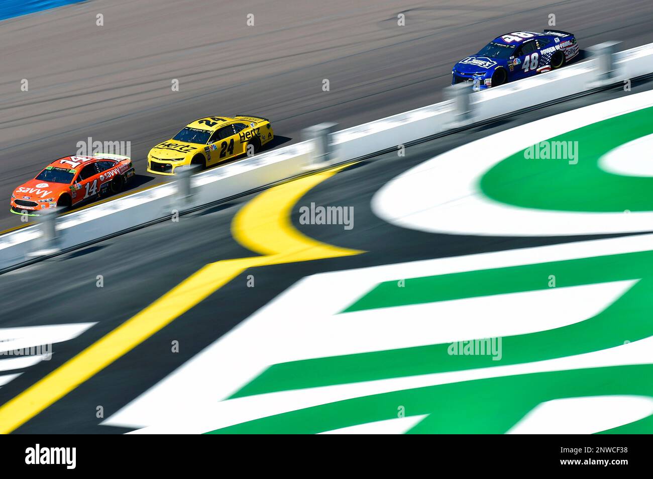 14 Clint Bowyer, StewartHaas Racing, Ford Fusion ITsavvy and 24