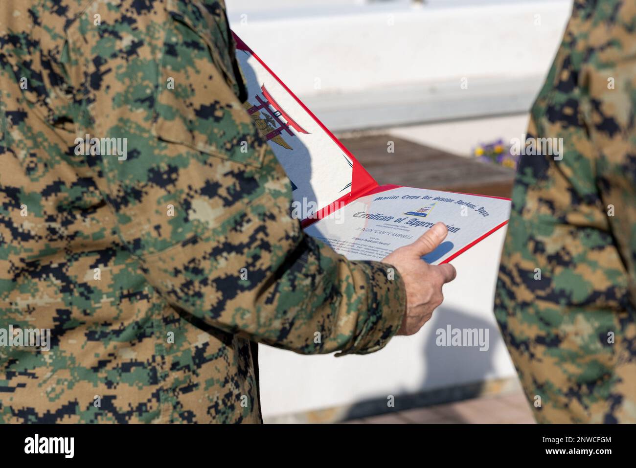 DVIDS - Images - ITX 4-23: Lieutenant General David Bellon and Sergeant  Major Carlos Ruiz visit Integrated Training Exercise 4-23 [Image 19 of 23]