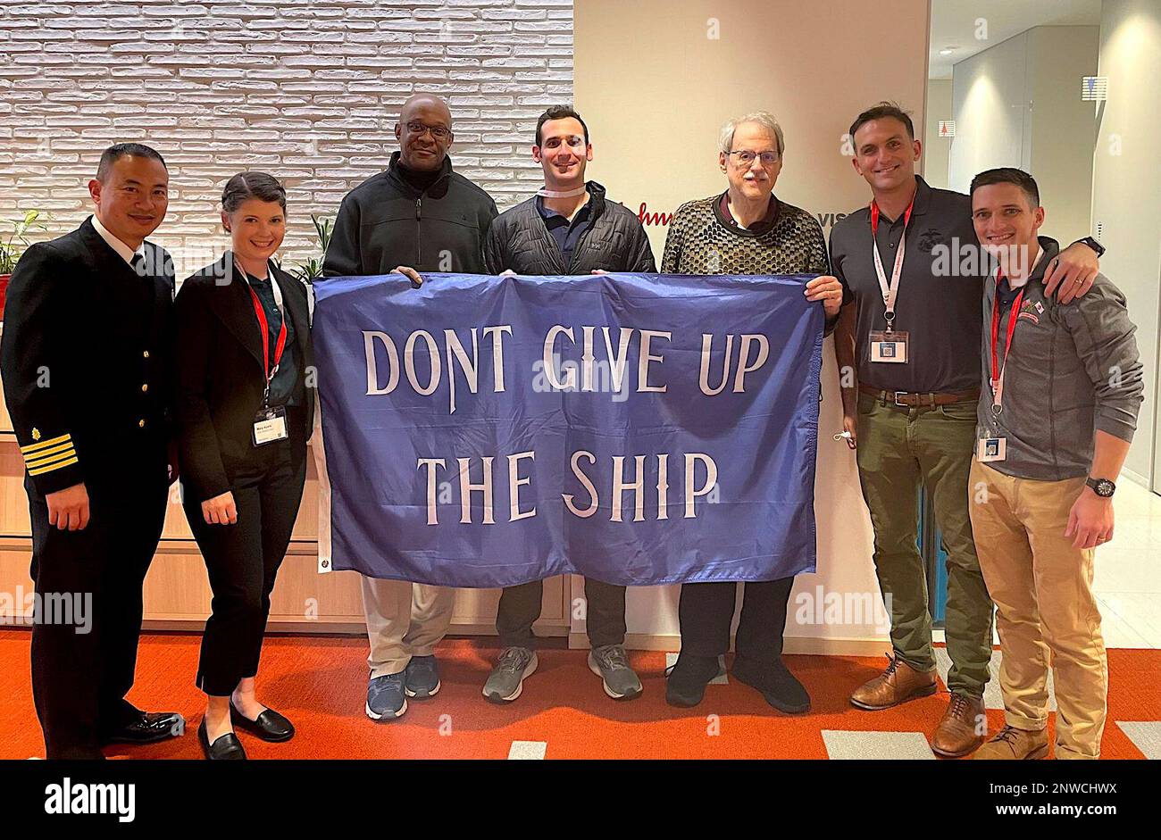 The III MEF Surgeon and U.S. Navy surgeons from 3D Medical Battalion The III MEF Surgeon and U.S. Navy surgeons from 3D Medical Battalion