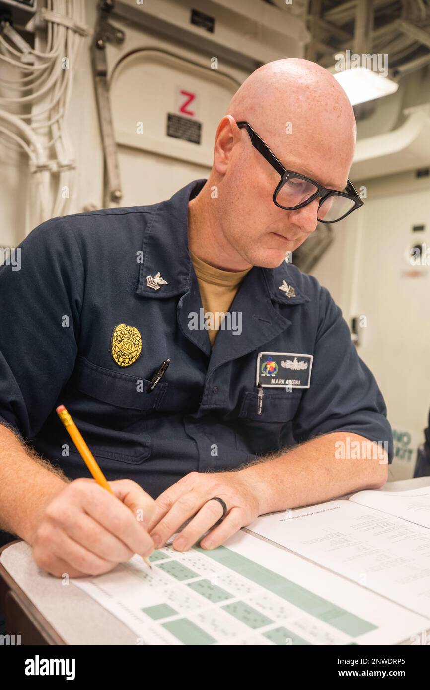230119NXX5661009 SOUTH CHINA SEA (Jan. 19, 2022) U.S. Navy Masterat