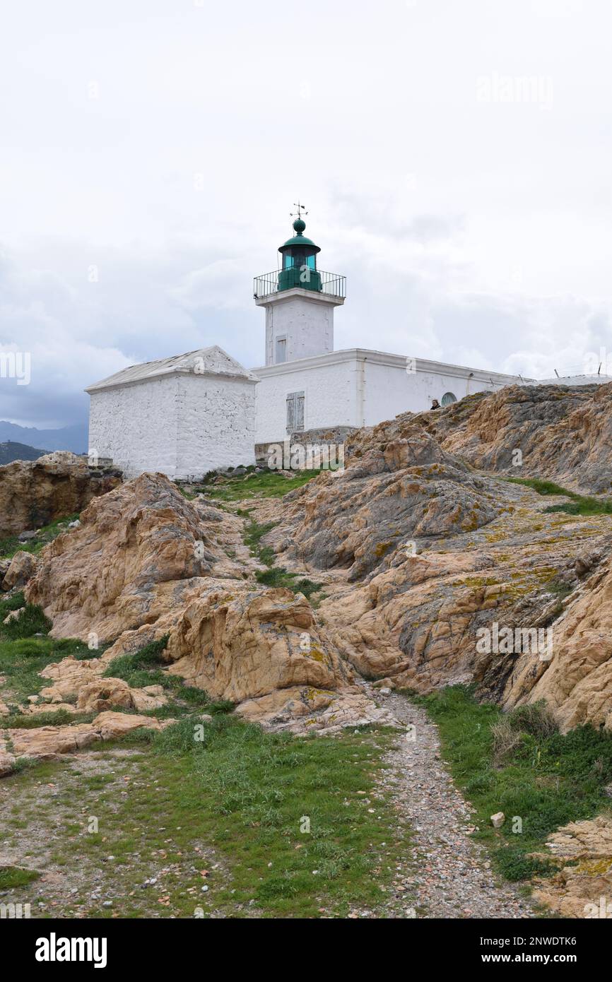 Le phare de la Pietra de l'Île-Rousse en Corse Stock Photo