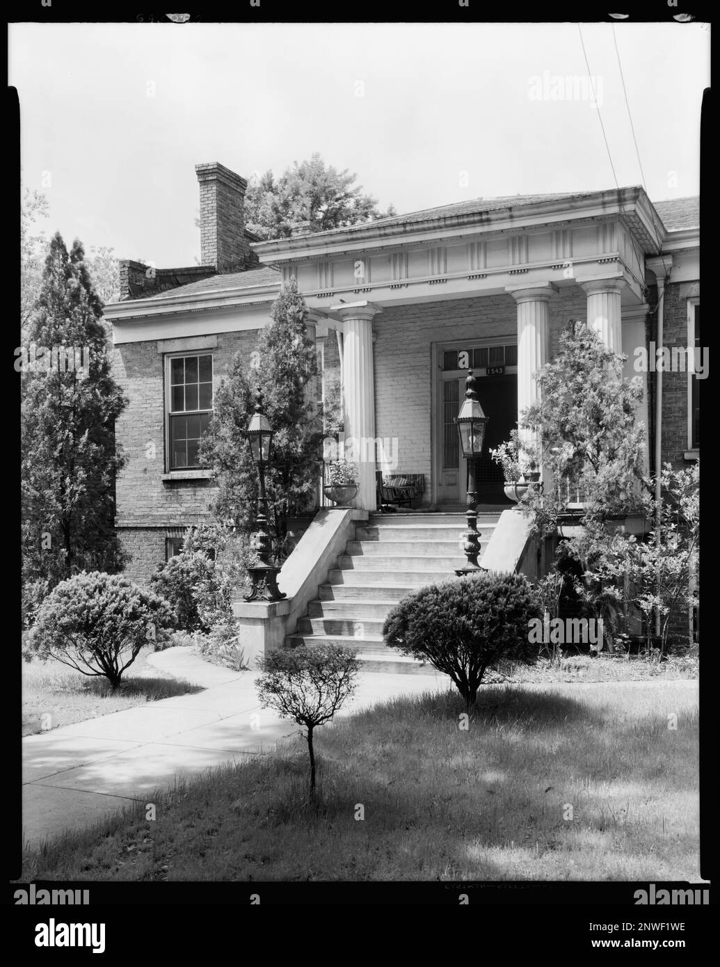 Alexander McGehee Woodall House, 16th St. 2nd Ave., Columbus, Muscogee County, Carnegie