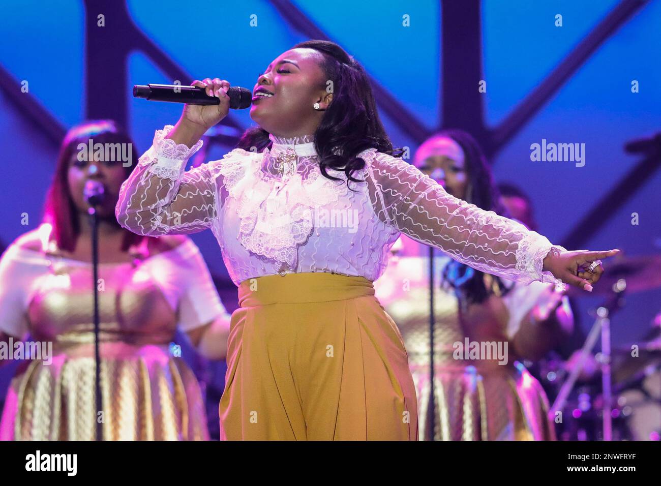 NASHVILLE, TN - OCTOBER 16: Jekalyn Carr performs during the 49th ...