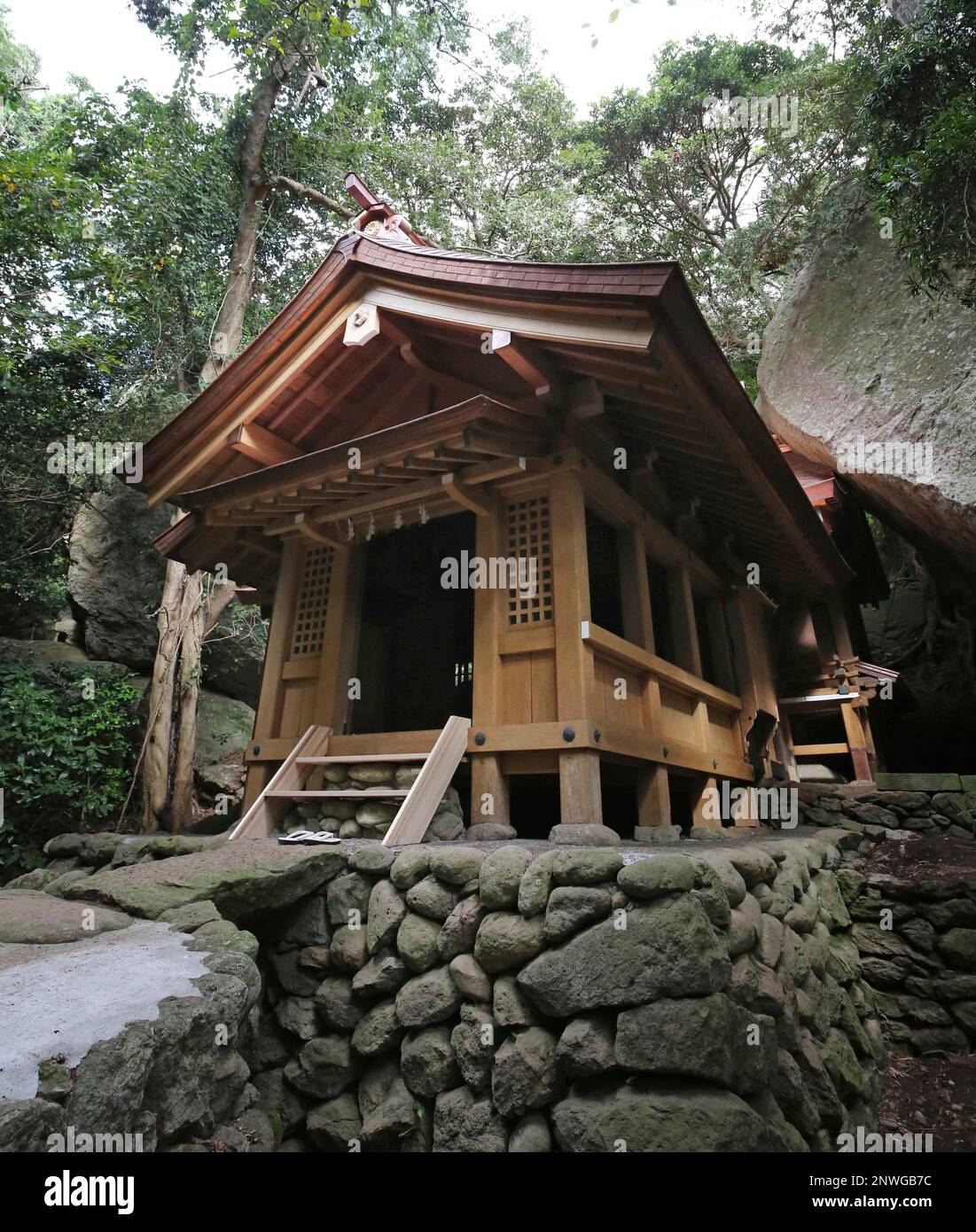 Shinto ritual is held at Munakata Grand Shrine's Okitsumiya shrine in ...