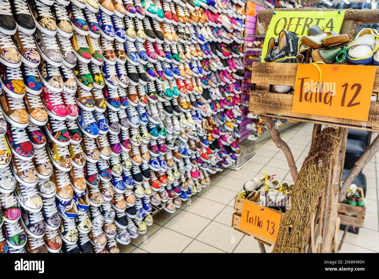 Sneakers store mexico sale