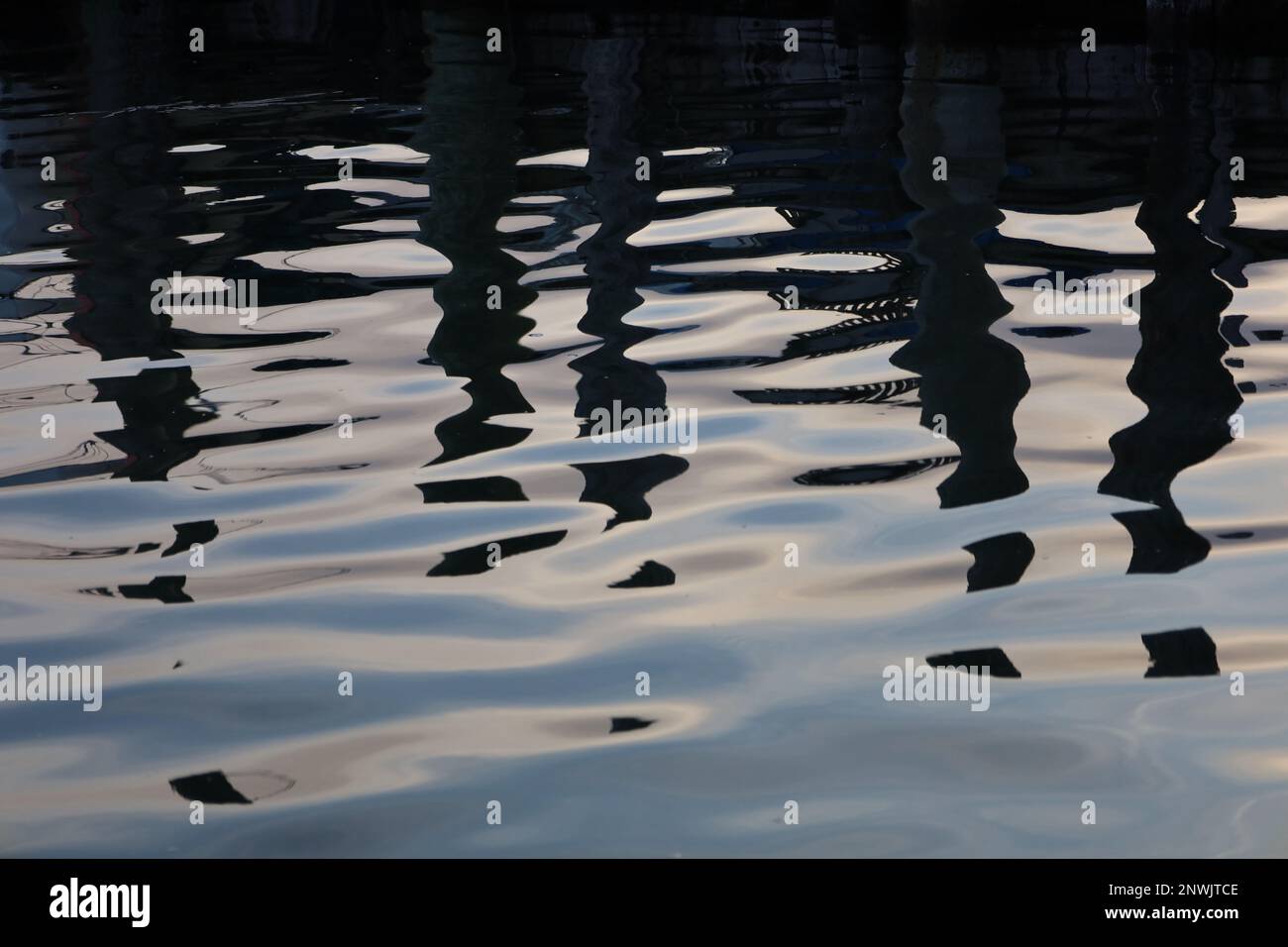 Shimmering sea reflection hi-res stock photography and images