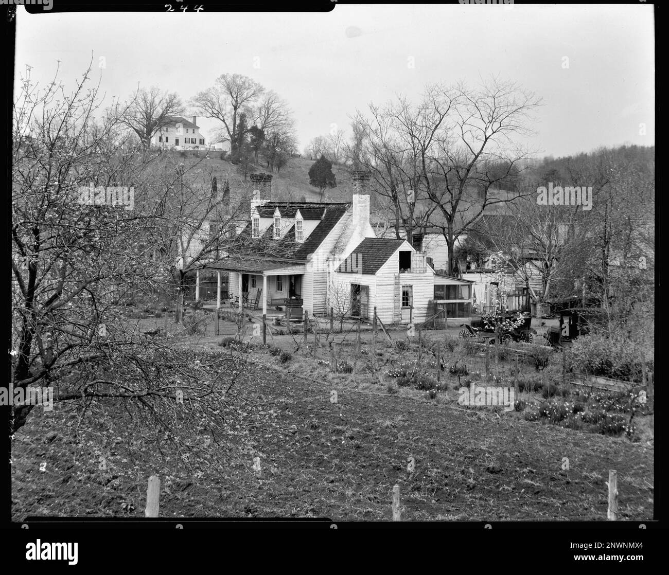 Old Dunbar Quarters, Falmouth, Stafford County, Virginia. Carnegie